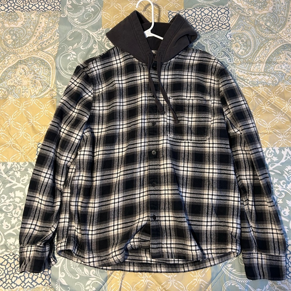 Men’s black flannel hoodie